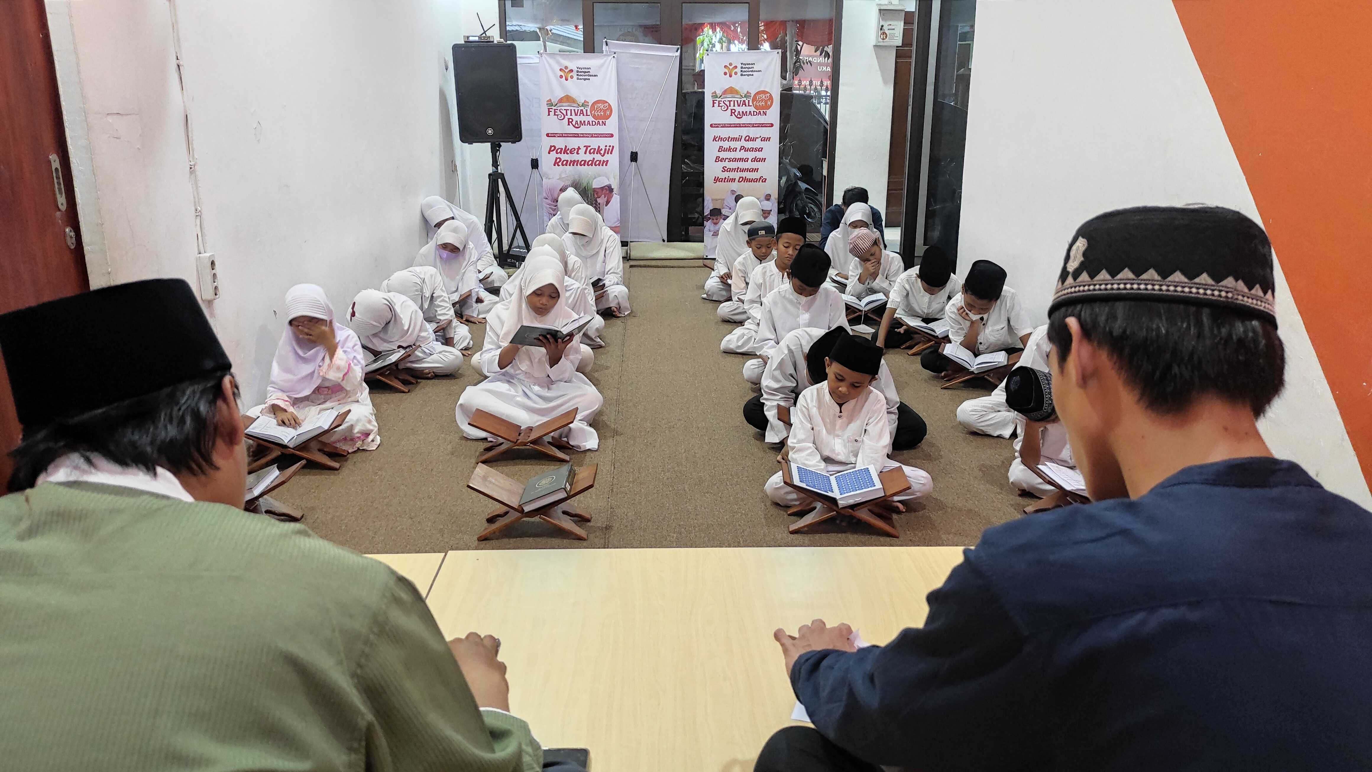 khatam al quran dan santunan pendidikan yatim ybkb